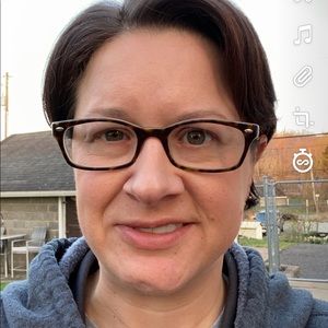 Meet your Posher, Molly